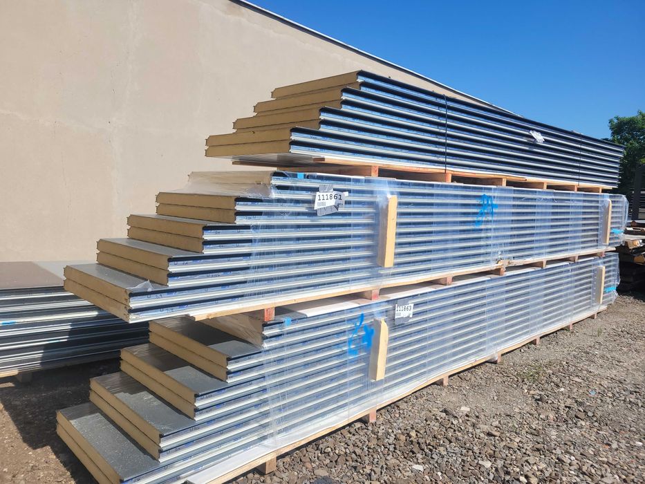 Płyty warstwowe nowe sciana