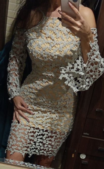 Sukienka Missguided r.s koronka nowa