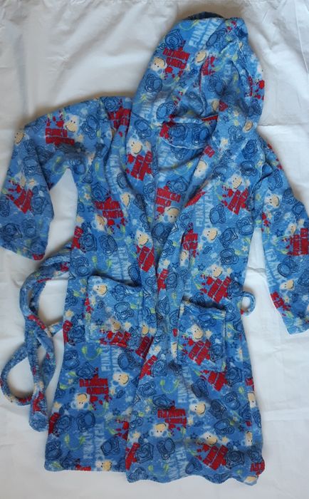Robe azul criança