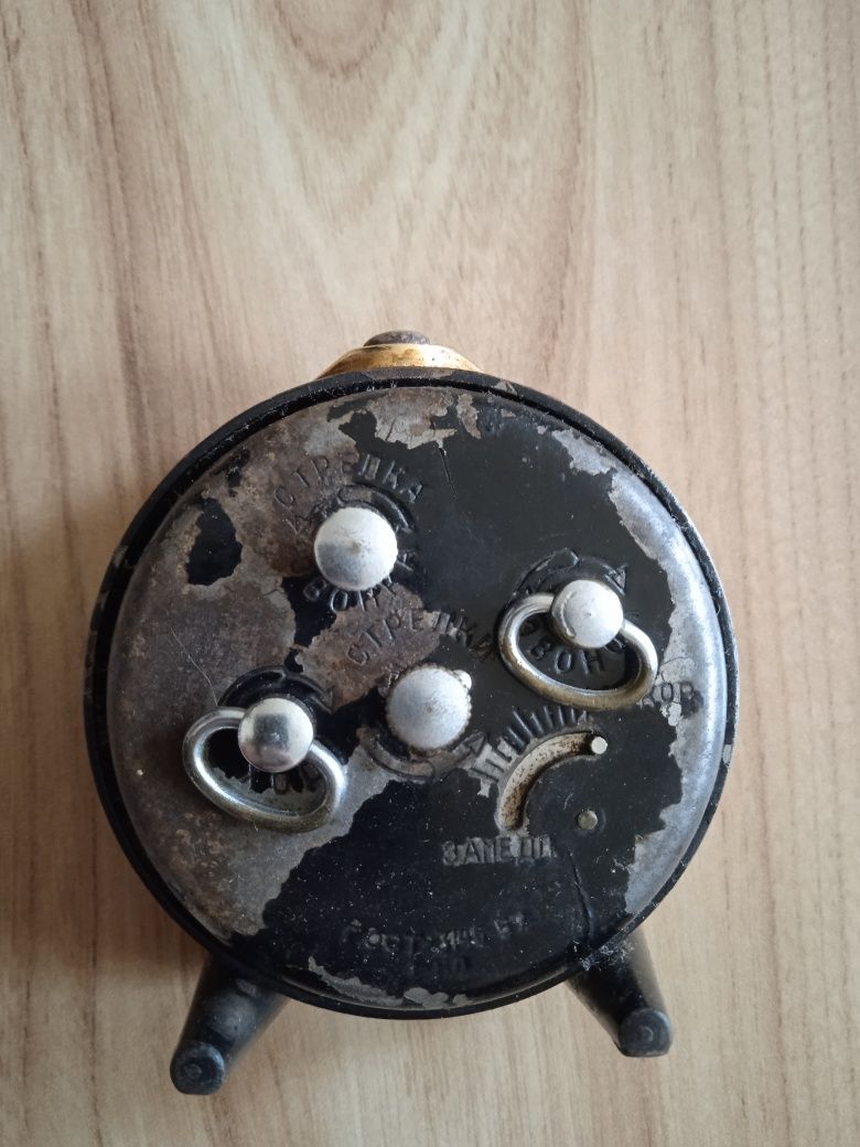 Stary zegarek budzik MIR z ZSRR