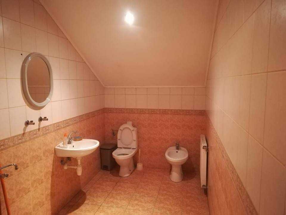Оренда офісу на вул. Гайдамацька (Заводська). 100кв.м. 3кабінети