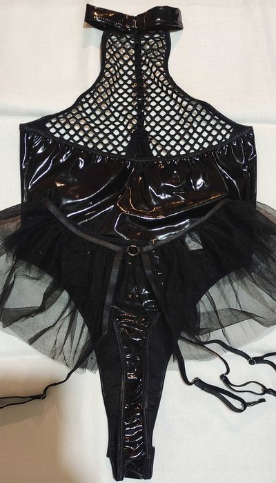 Еротична білизна латекс