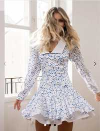 Сукня міні біла в блакитні квіти з комірцем