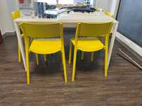 Cadeiras ikea amarelas