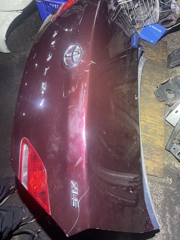 Крышка багажника Toyota Avalon 2005-12 гг много цветов