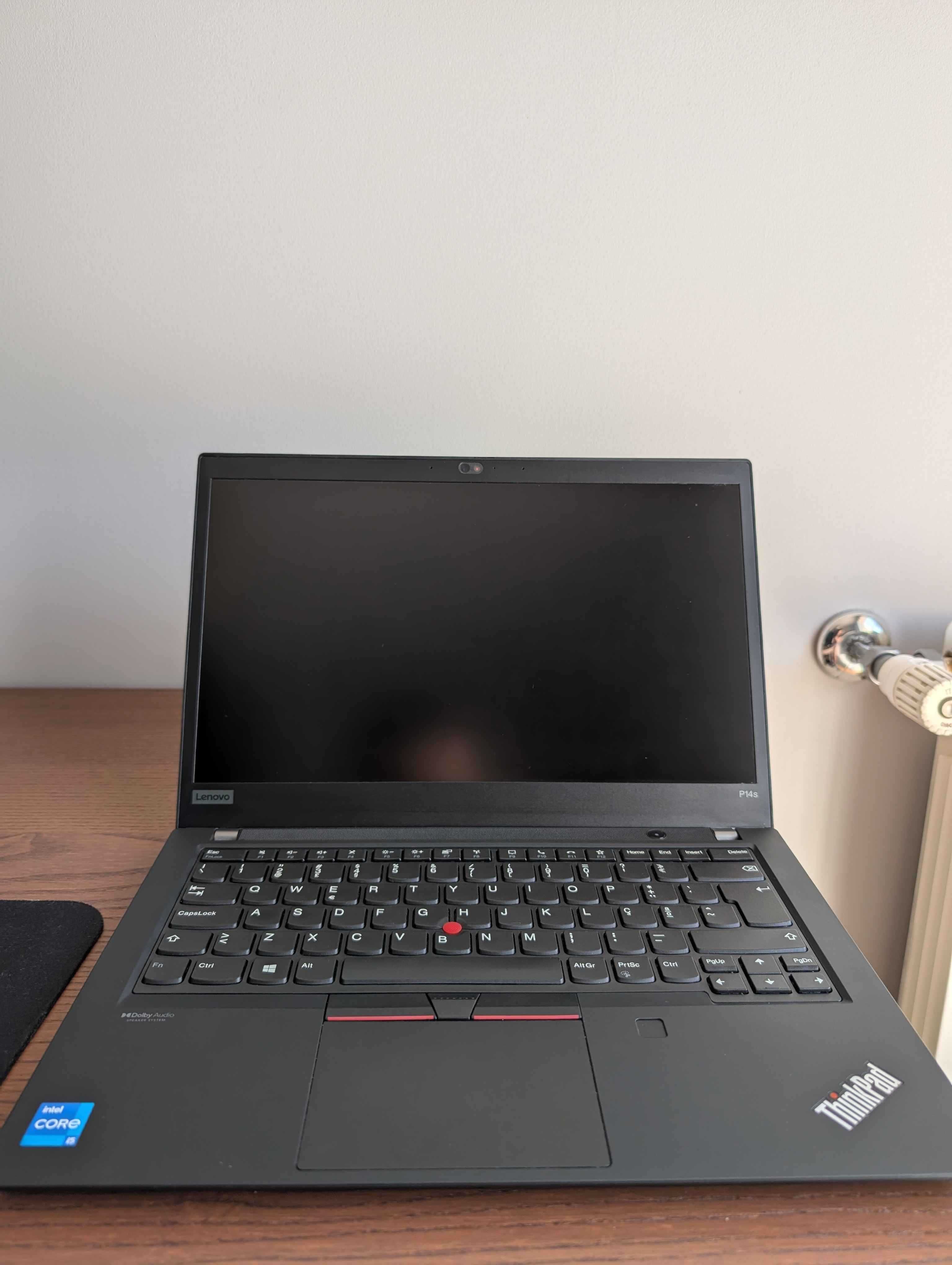 Portátil Thinkpad P14s Gen 2 / i5-1135G7 / 512GB SSD / 24GB RAM