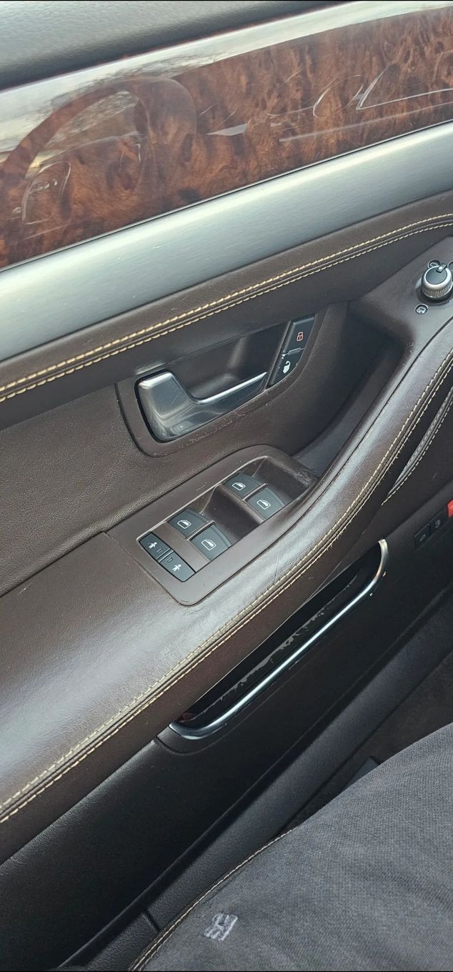 Audi A8 Audi A8L D3 4.2 fsi Quattro LPG