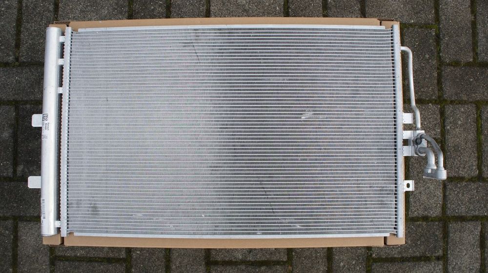 CHLODNICA KLIMATYZACJI KLIMY RENAULT MEGANE E-TECH E TECH