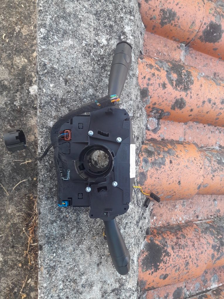 Comutador de luzes e piscas