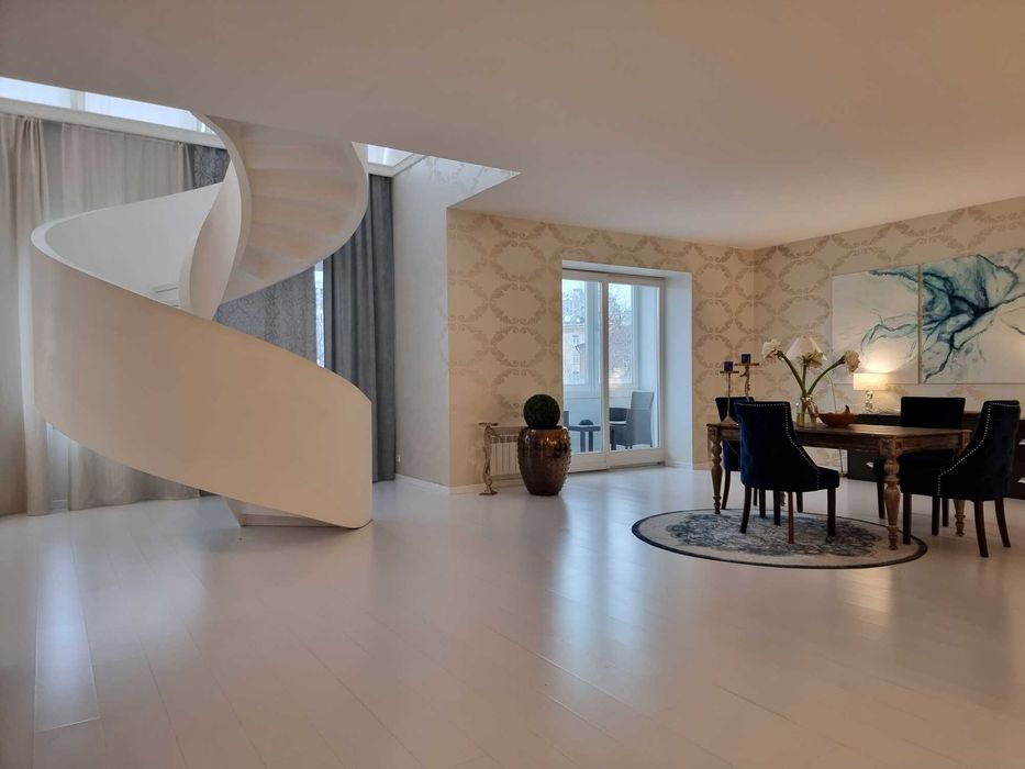 Оренда 4 к. на Богдана Хмельницького 80-82, 300 м.кв.