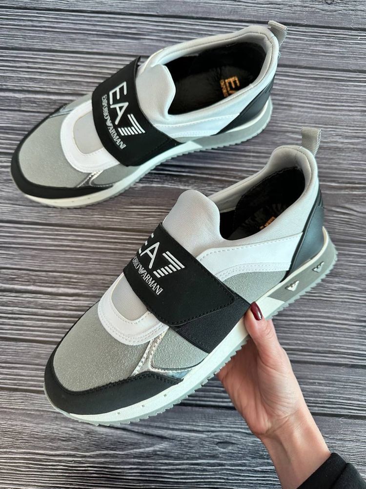 Armani Grey Black