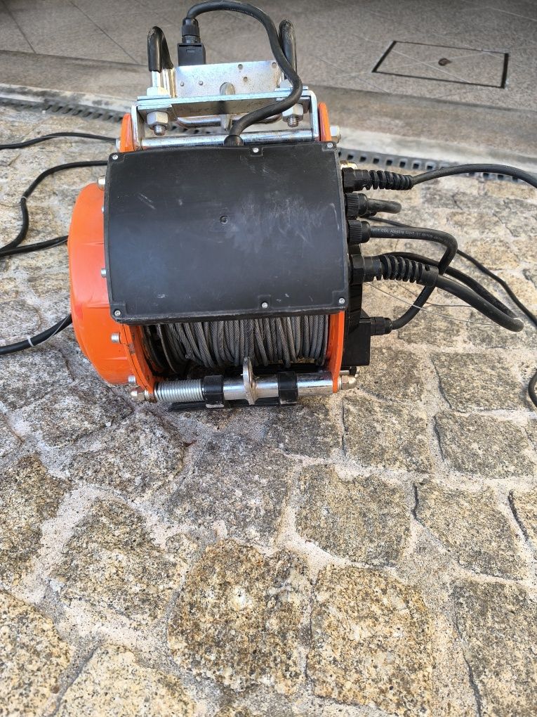 Guincho elétrico multisserviços