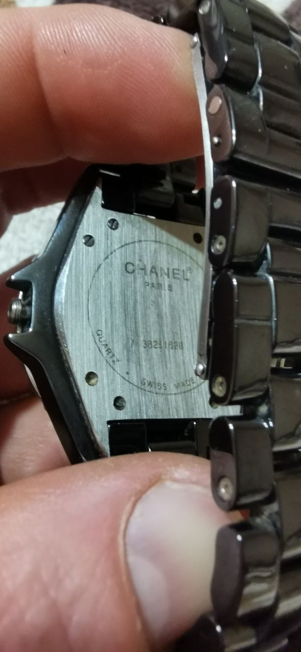 Женские часы Chanel G12