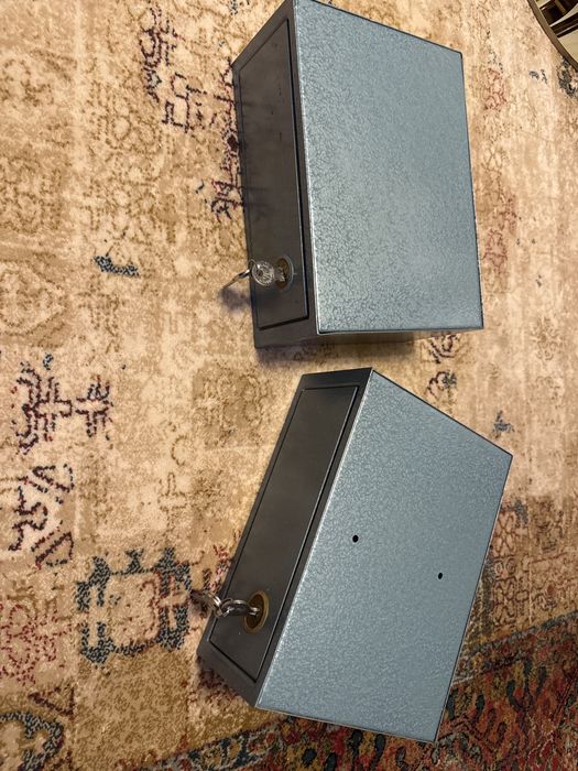 Kasetka pancerna na klucz 2 szt