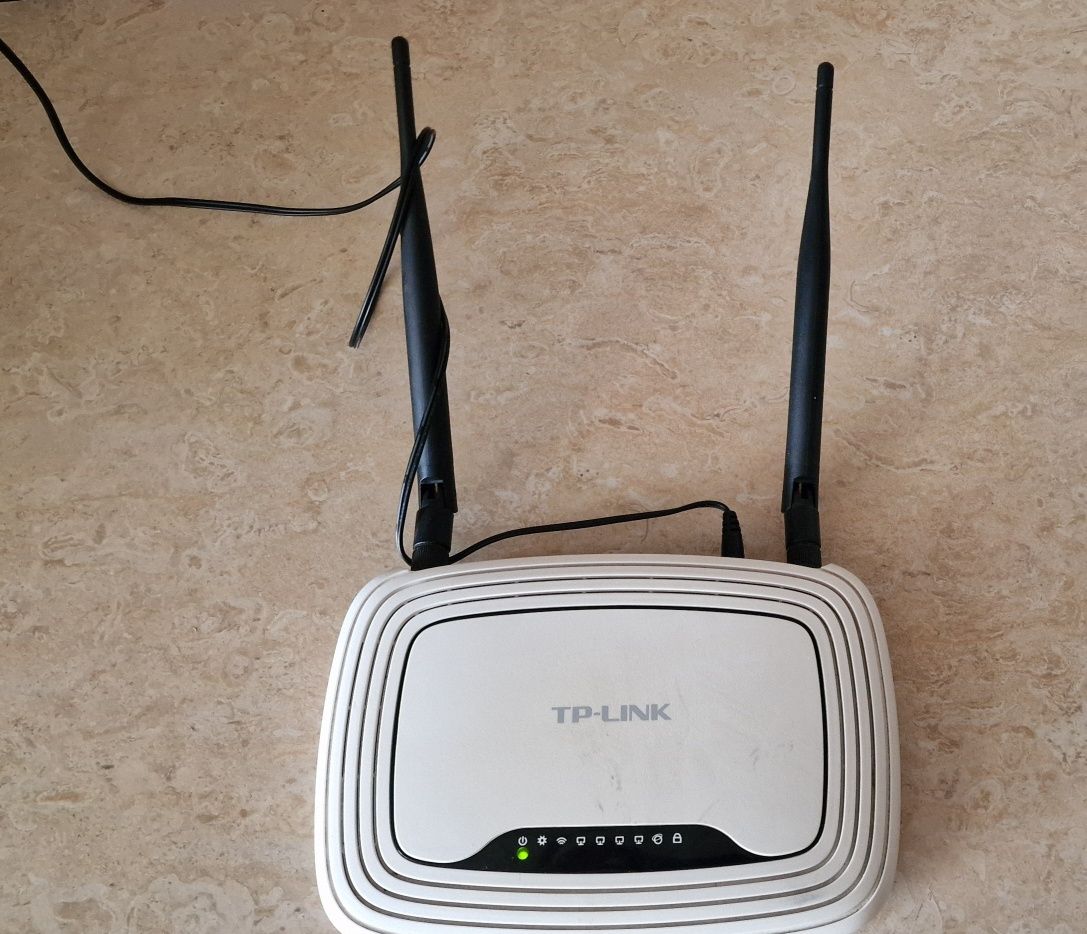 Роутер tp-link TL-WR841ND