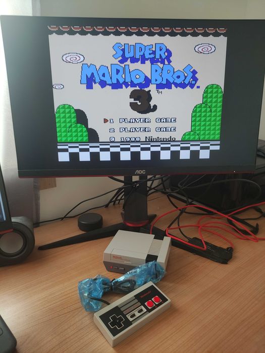 Nintendo Classic Mini (NES) + Comando Extra — Como Nova
