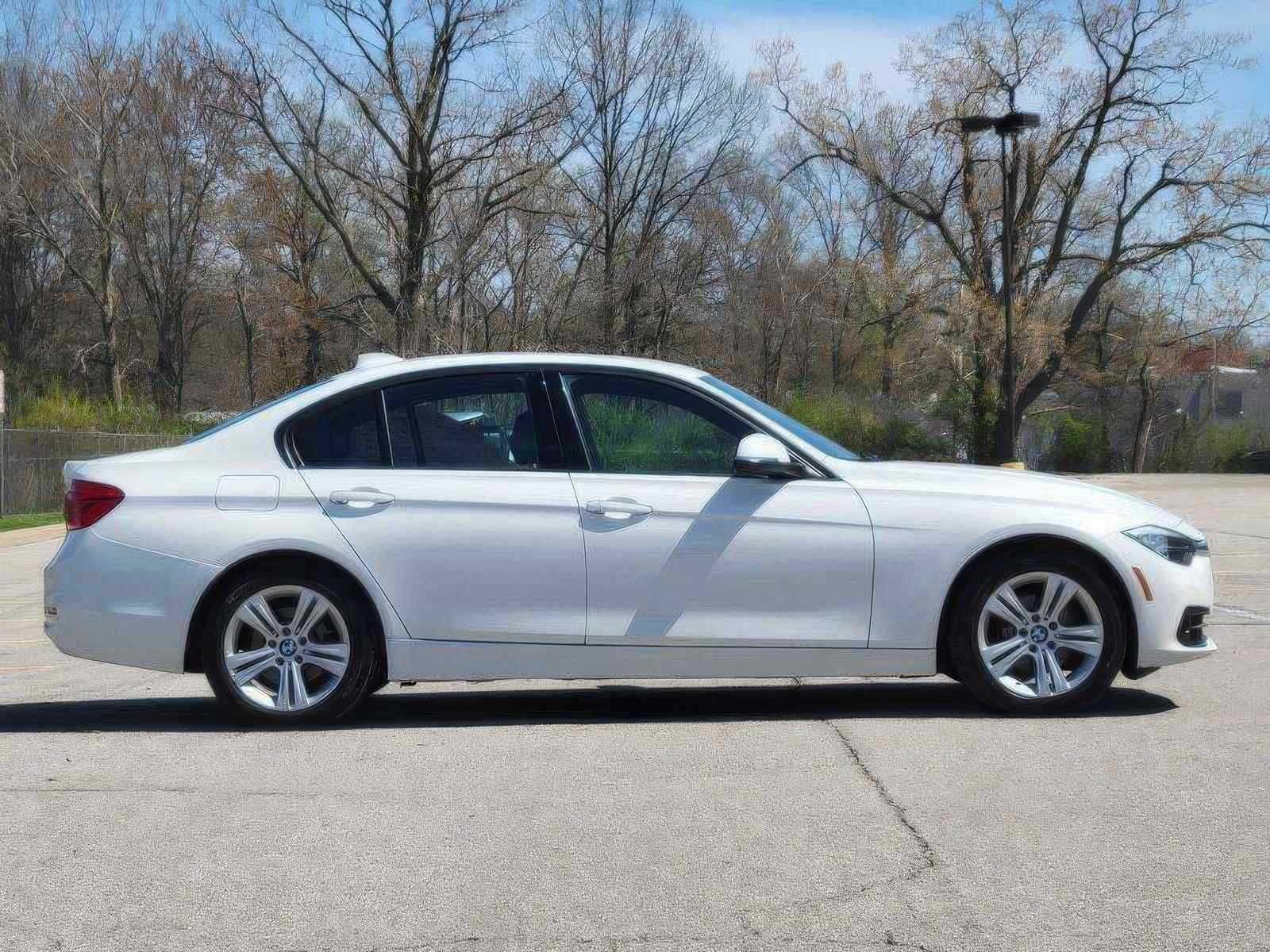 2016   BMW    3 Series