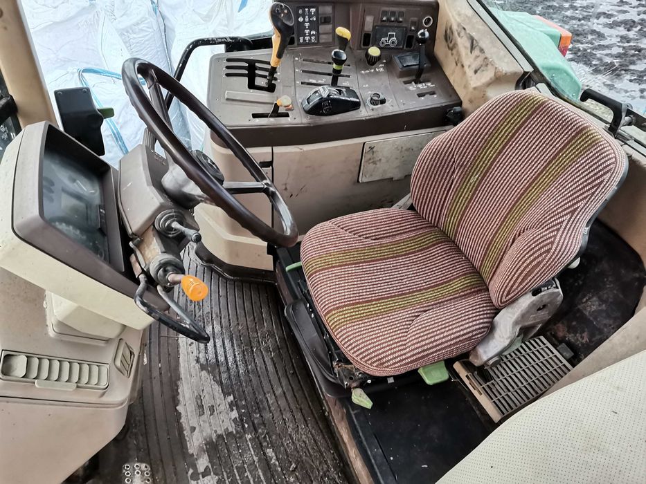 John Deere 6410 PowerQuad 40km/h Renault Ares ehr case mxu fotelpneuma