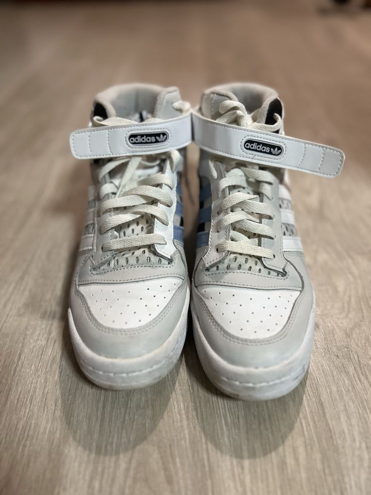 Sapatilhas Adidas tam 42
