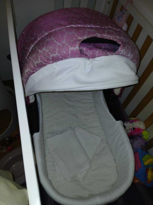 Quarto muito completo para bebé menina