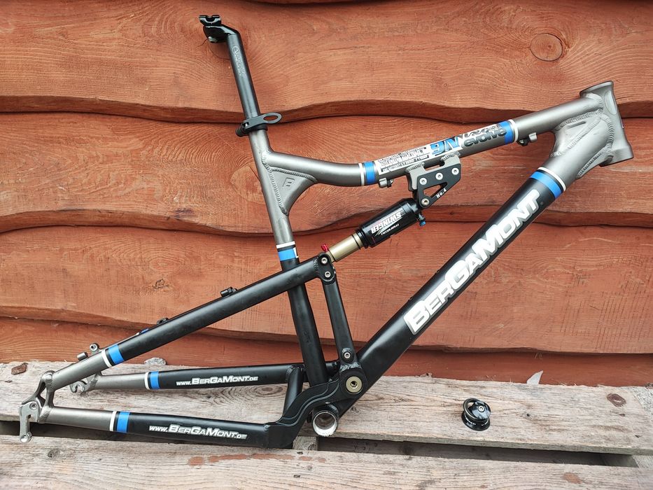 Rama rowerowa full Bergamont 9N Evolve 26" alu Manitou Retro MTB