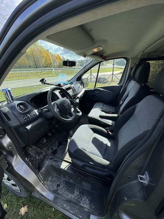 Opel Vivaro B Long 9 osobowy osób prywatny
