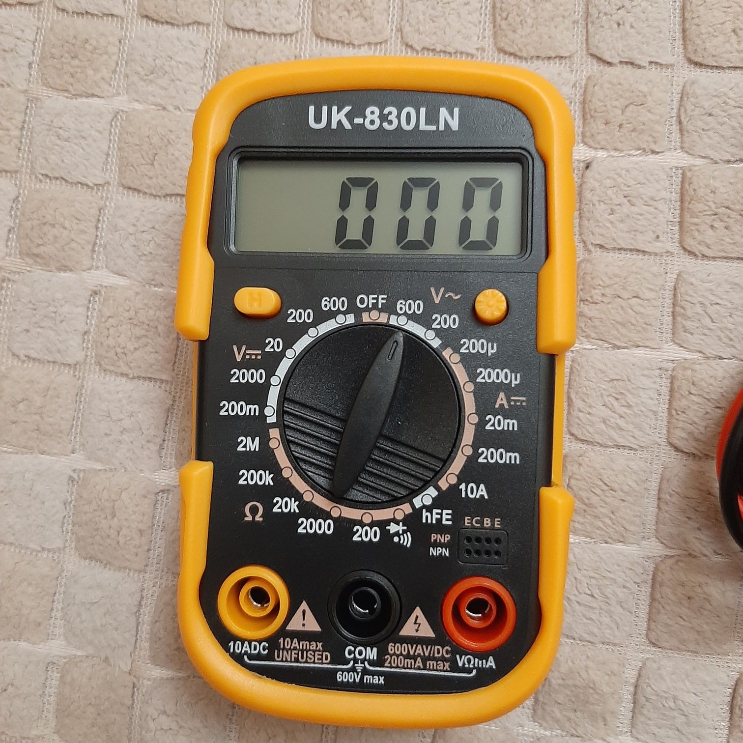 Мультиметр UK-830LN