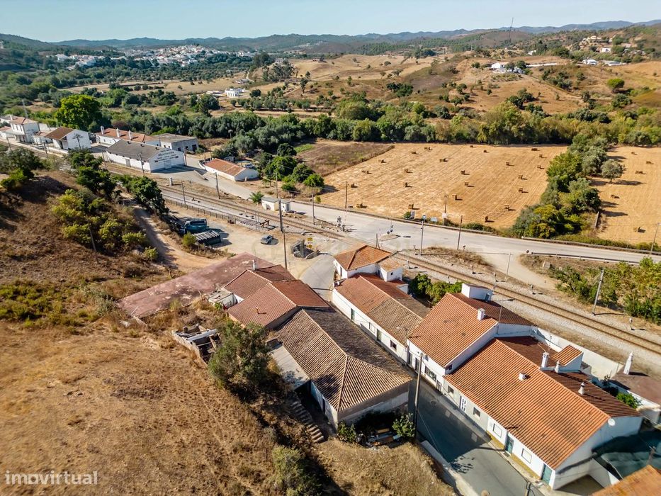 Moradia T2 para Venda em Monte Clérigo, São Marcos da Serra