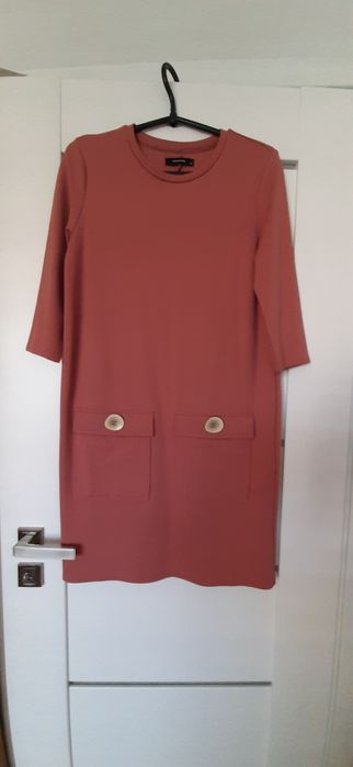 Nowa, piękna sukienka RESERVED rozm..S/M