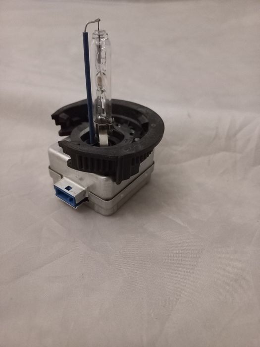 Продам ксенонову лампу