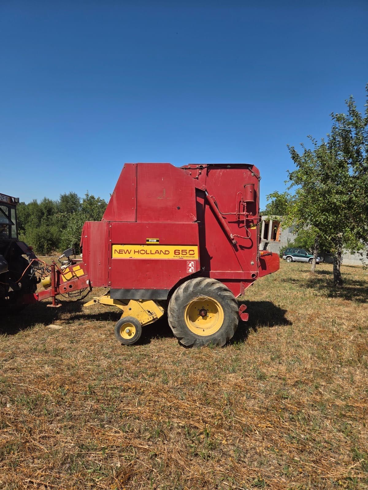 Enfardadeira New Holland 650