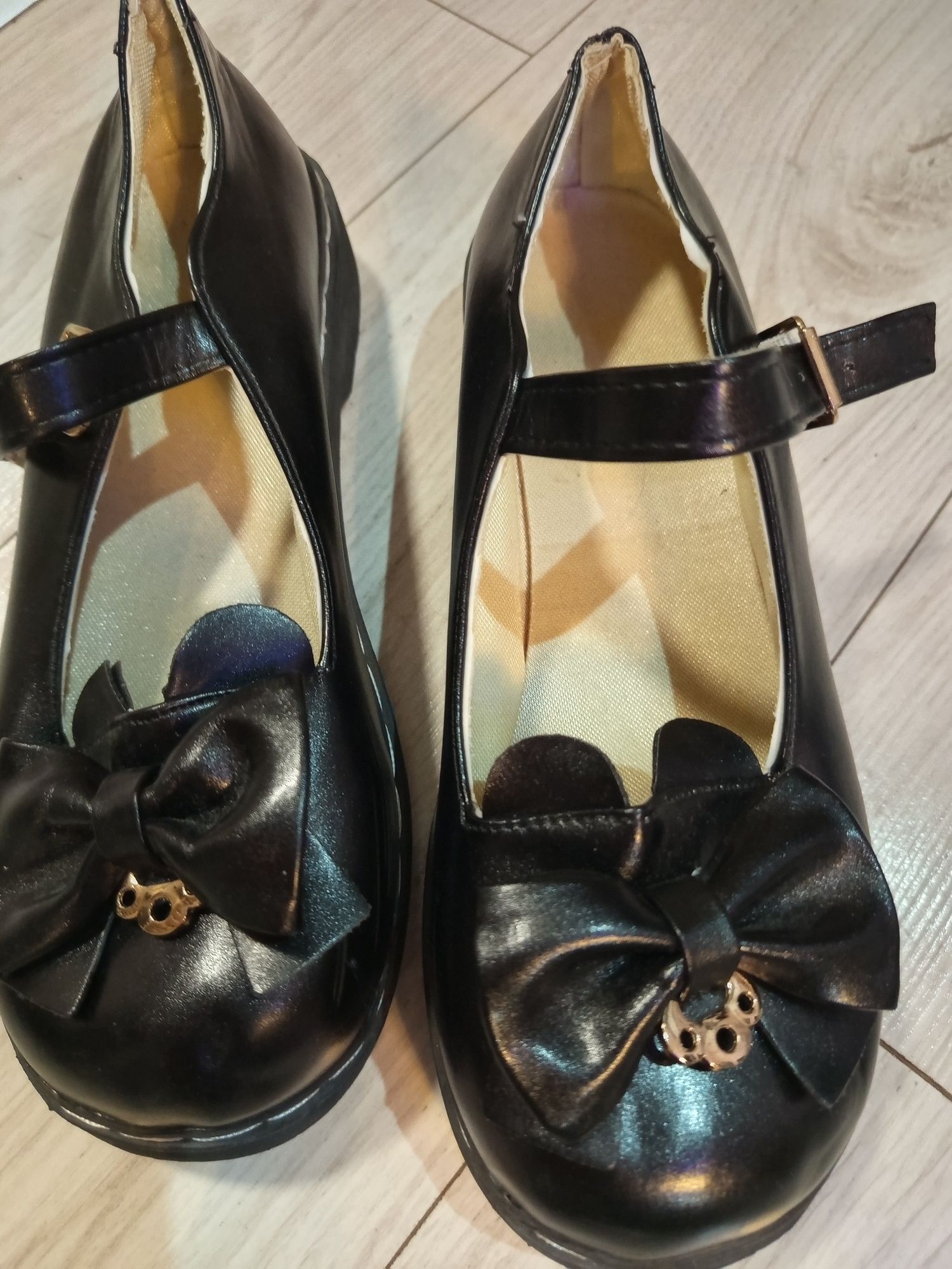 Buty damskie r.39