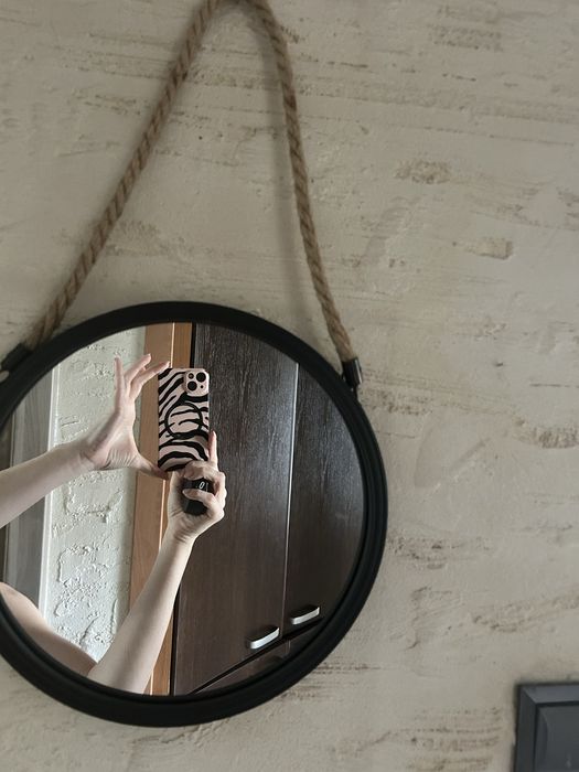 OKAZJA! Lustro wiszace 30 cm, czarna metalowa rama