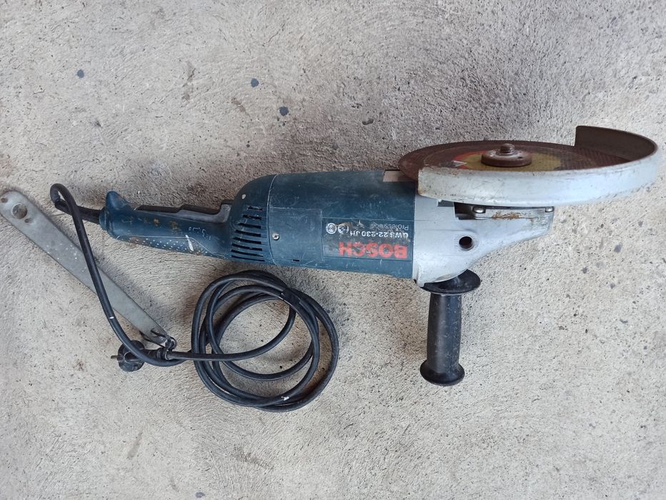 Болгарка   Bosch