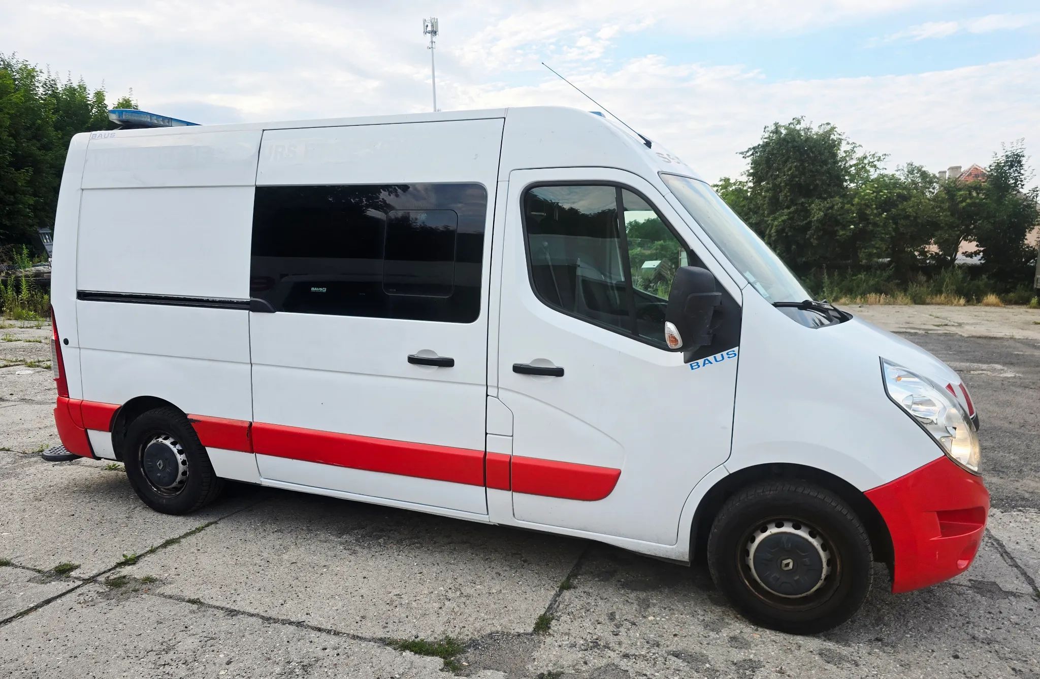 Renault Master 2.3 Dci Nosze Kardio  Karetka Ambulans Nosze 1789 kat B