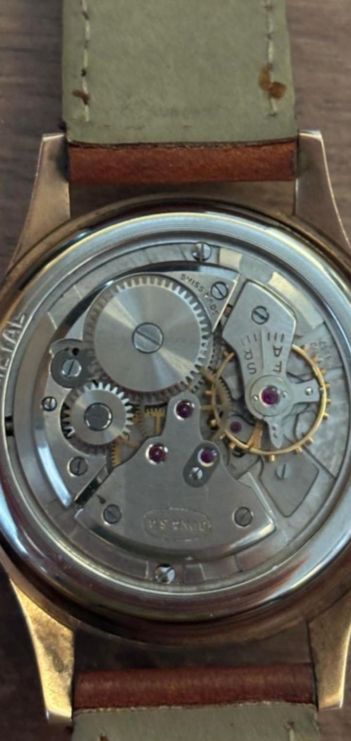 Zegarek meski złoty Doxa. 585.