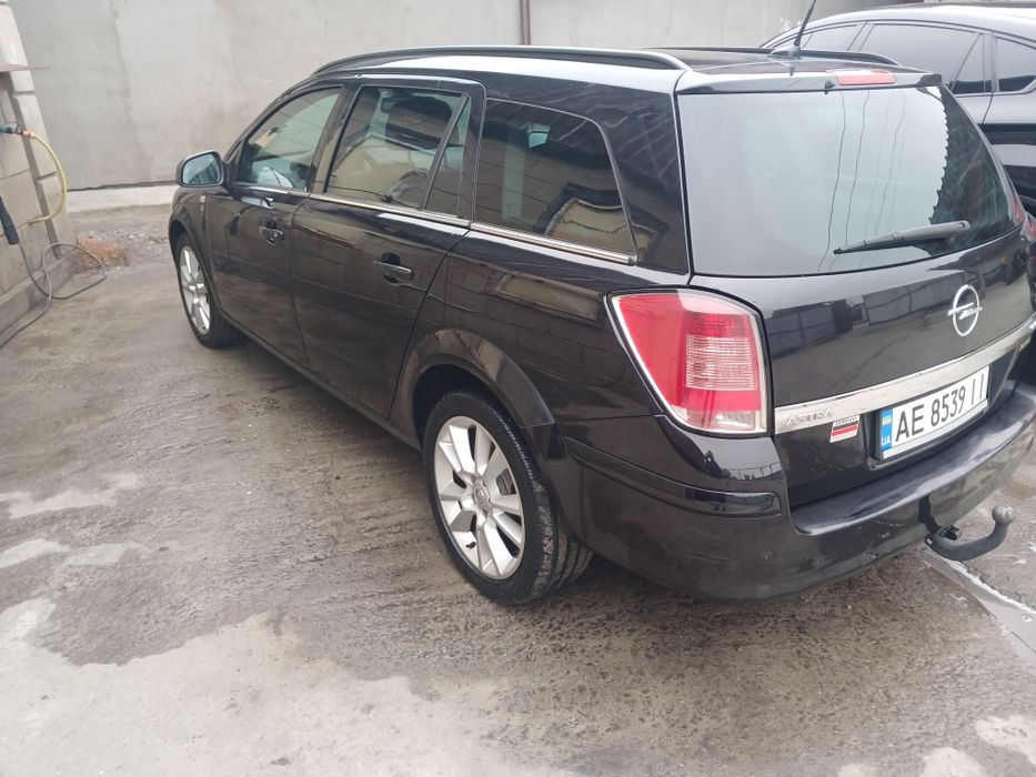 Продам Opel Astra H