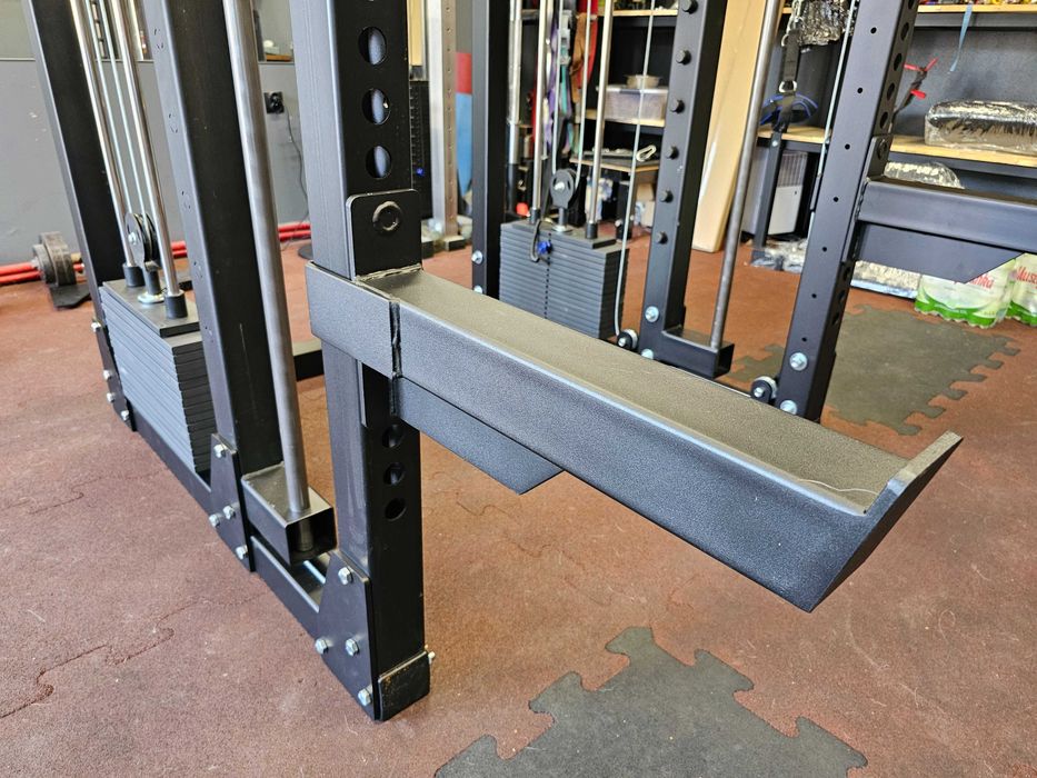 HATOR Klatka 80x80x3 + brama + suwnica smitha / siłownia