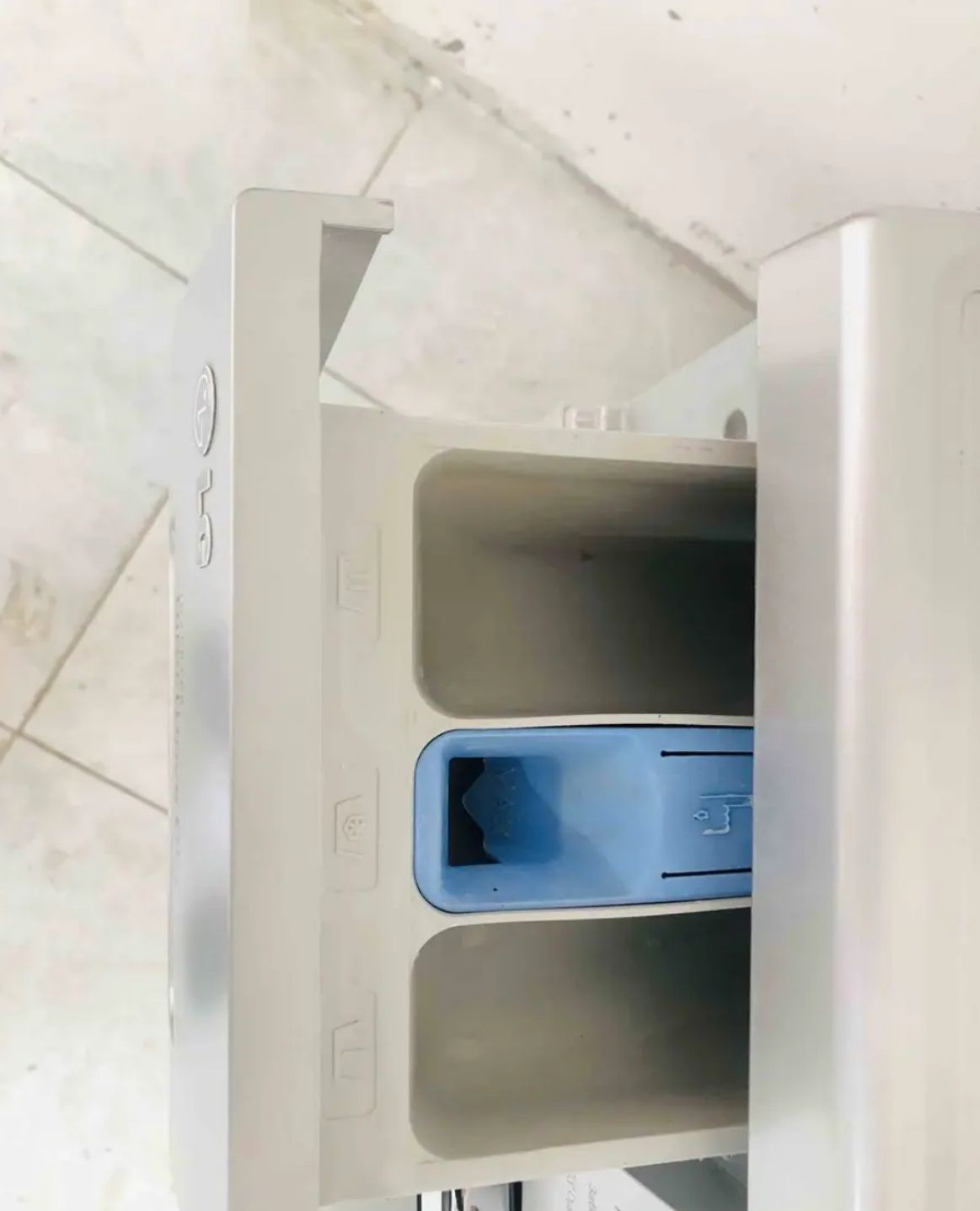 Пральна машина LG F1025DE на 6 кг