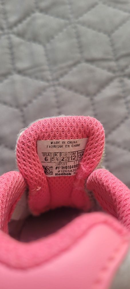 Кросівки для дівчинки Reebok