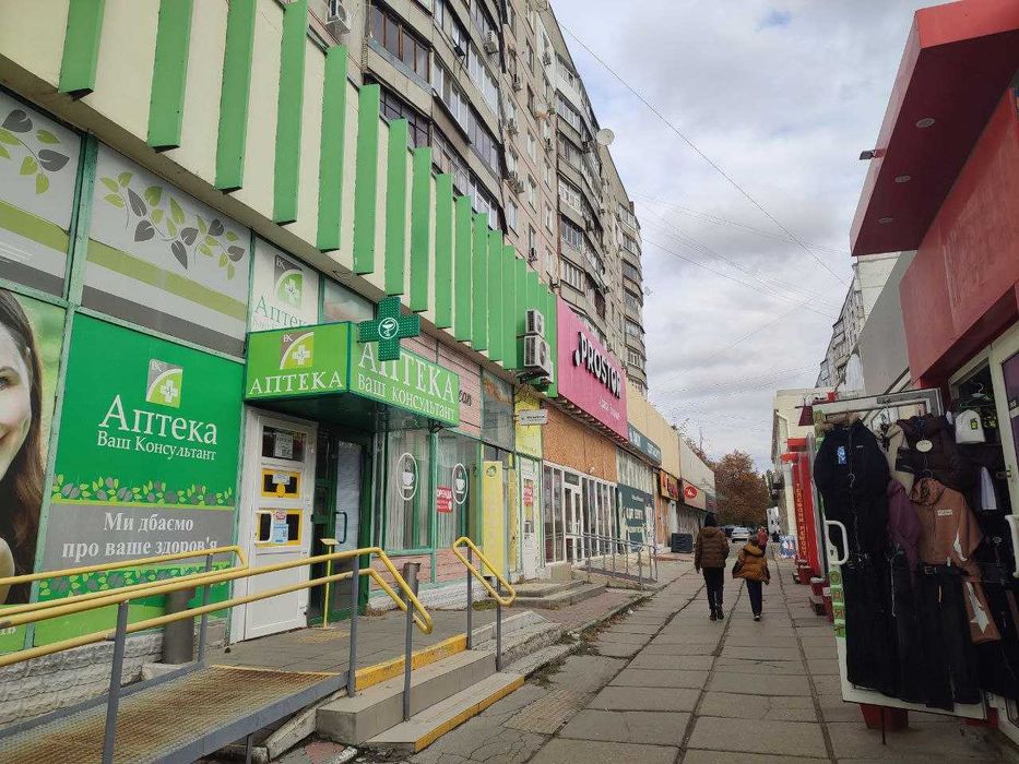 Оренда приміщеня 40,5 м2/ пр. Ювілейний 57/106/ червона лінія