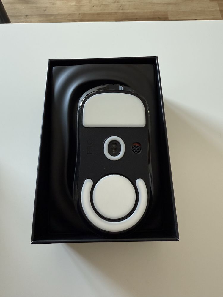 Logitech G Pro X Superlight - jak nowa