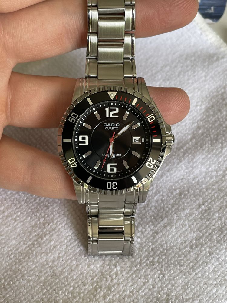 Zegarek CASIO jak DURO nurek diver 200m. 2 paski.