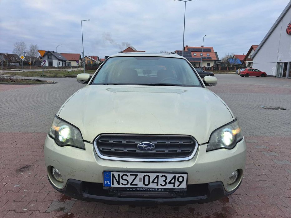 Subaru outback III 2.5 z Norwegii wersja full