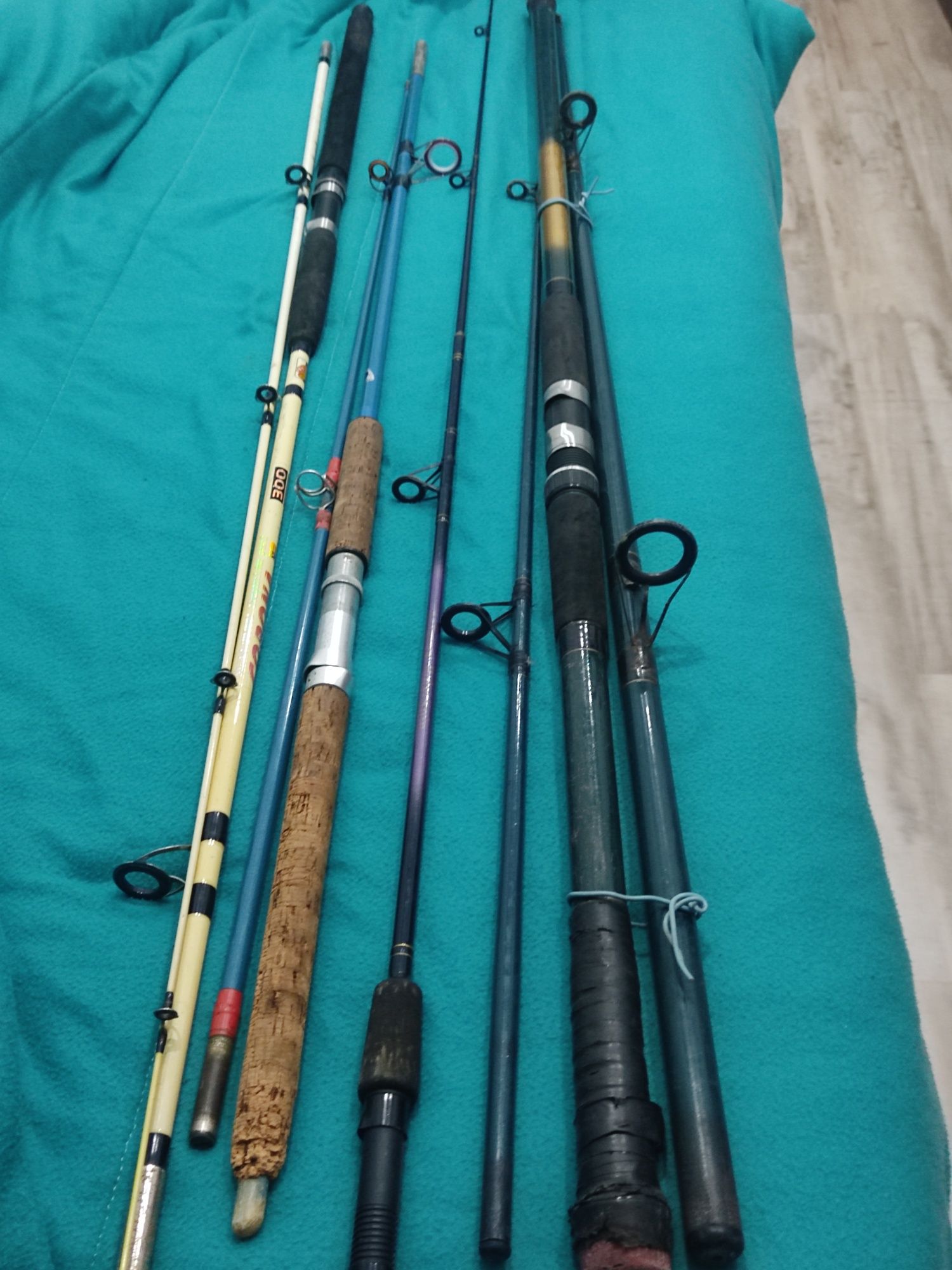 4 Canas de pesca