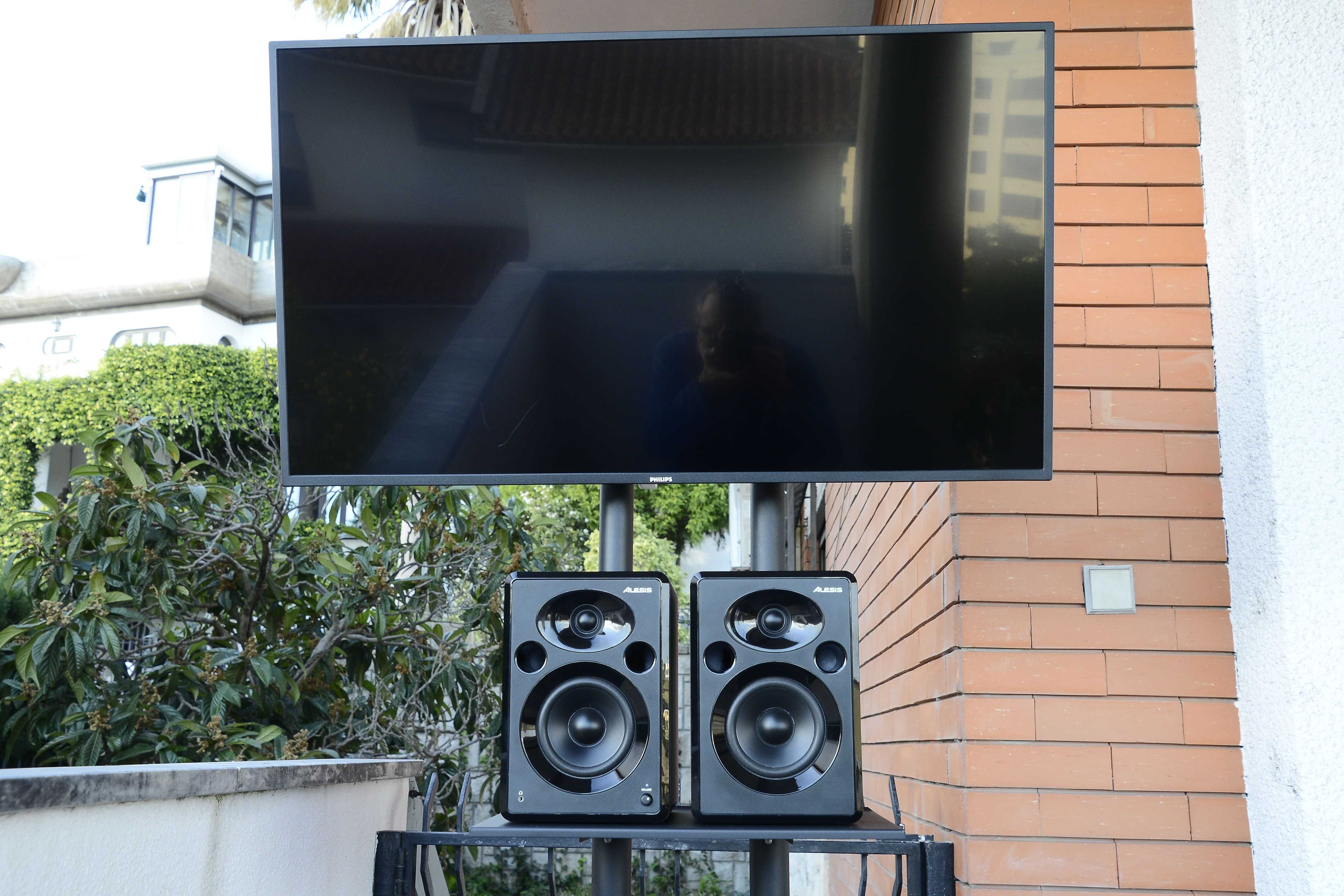 SUPORTE E MONITOR PHILIPS 43'' POLEGADAS FULL HD  SEMI-NOVO