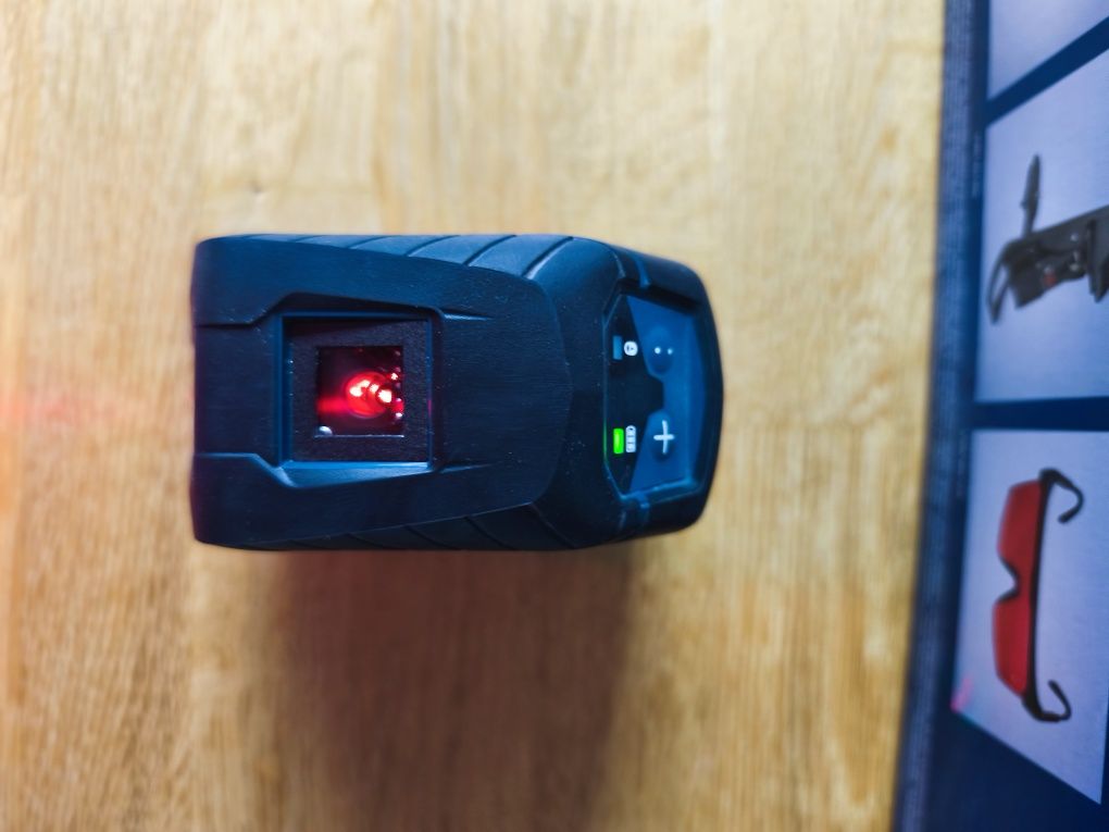 Laser__ krzyżowy