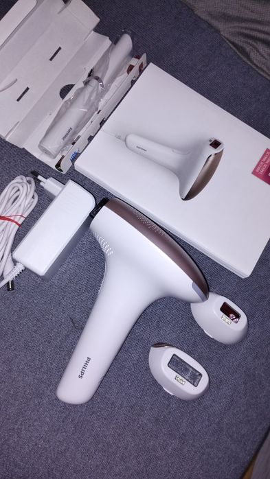 Depilator Philips Lumea Advanced IPL BRI921/00 + Trymer