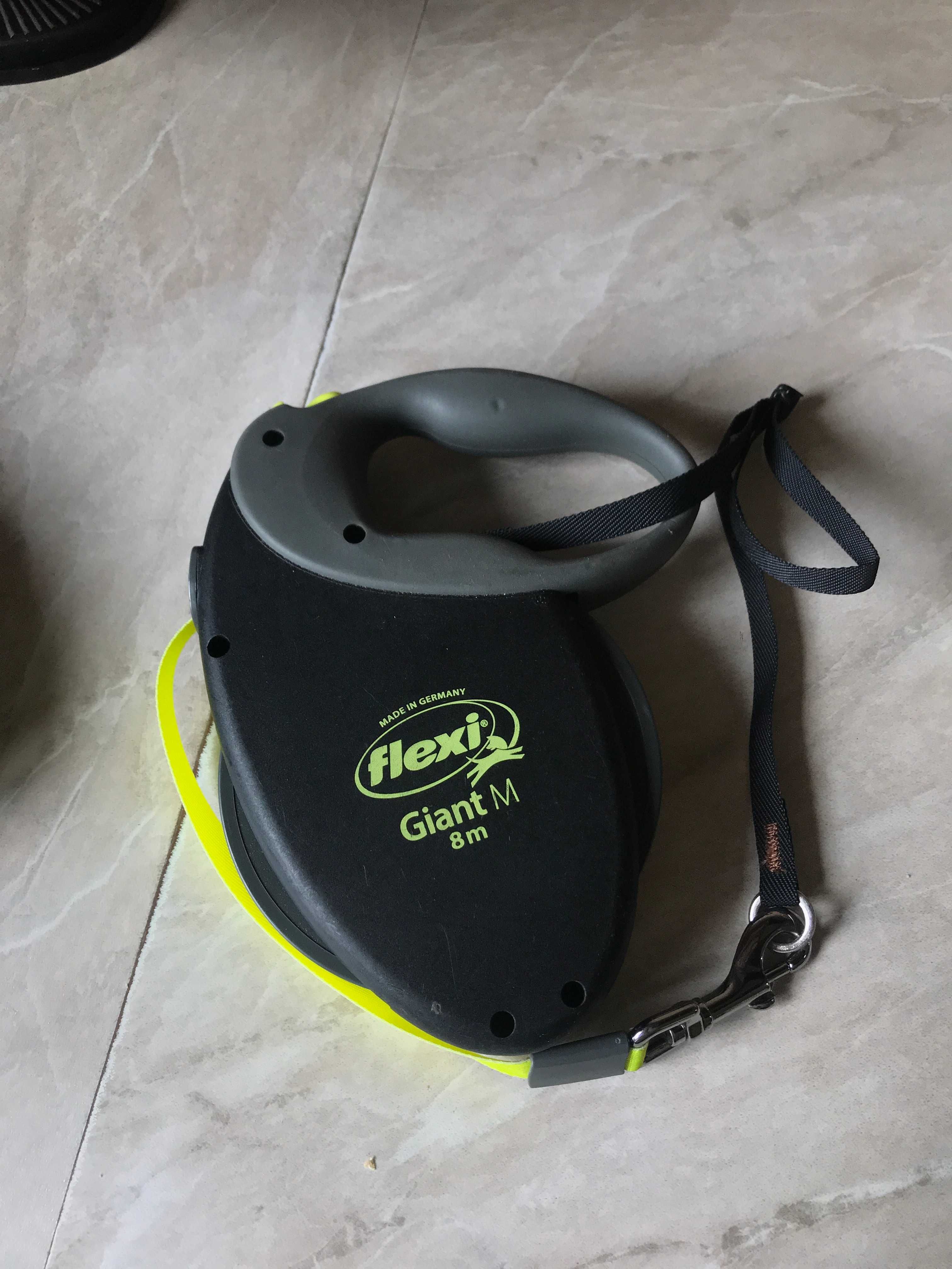 Smycze Flexi GIANT taśma zielona 8 m L 50 kg (Nowa)