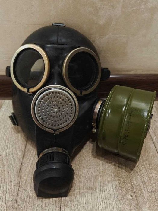 Гражданский противогаз "ГП-7"